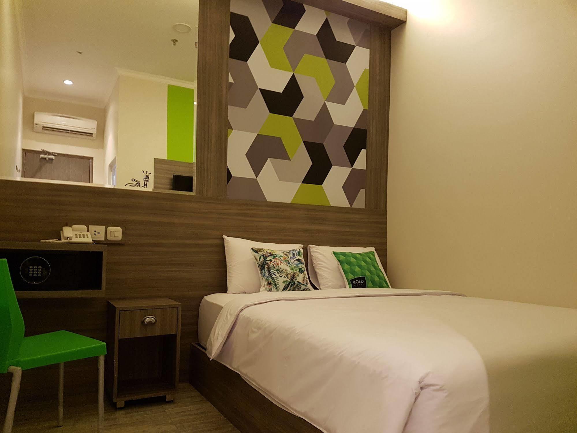 Bold Hotel Джакарта Экстерьер фото